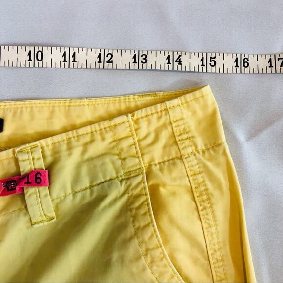 Gap Essential Classic Cut Straight Leg Yellow Khaki Trouser Slant Front Pockets - Picture 7 of 16